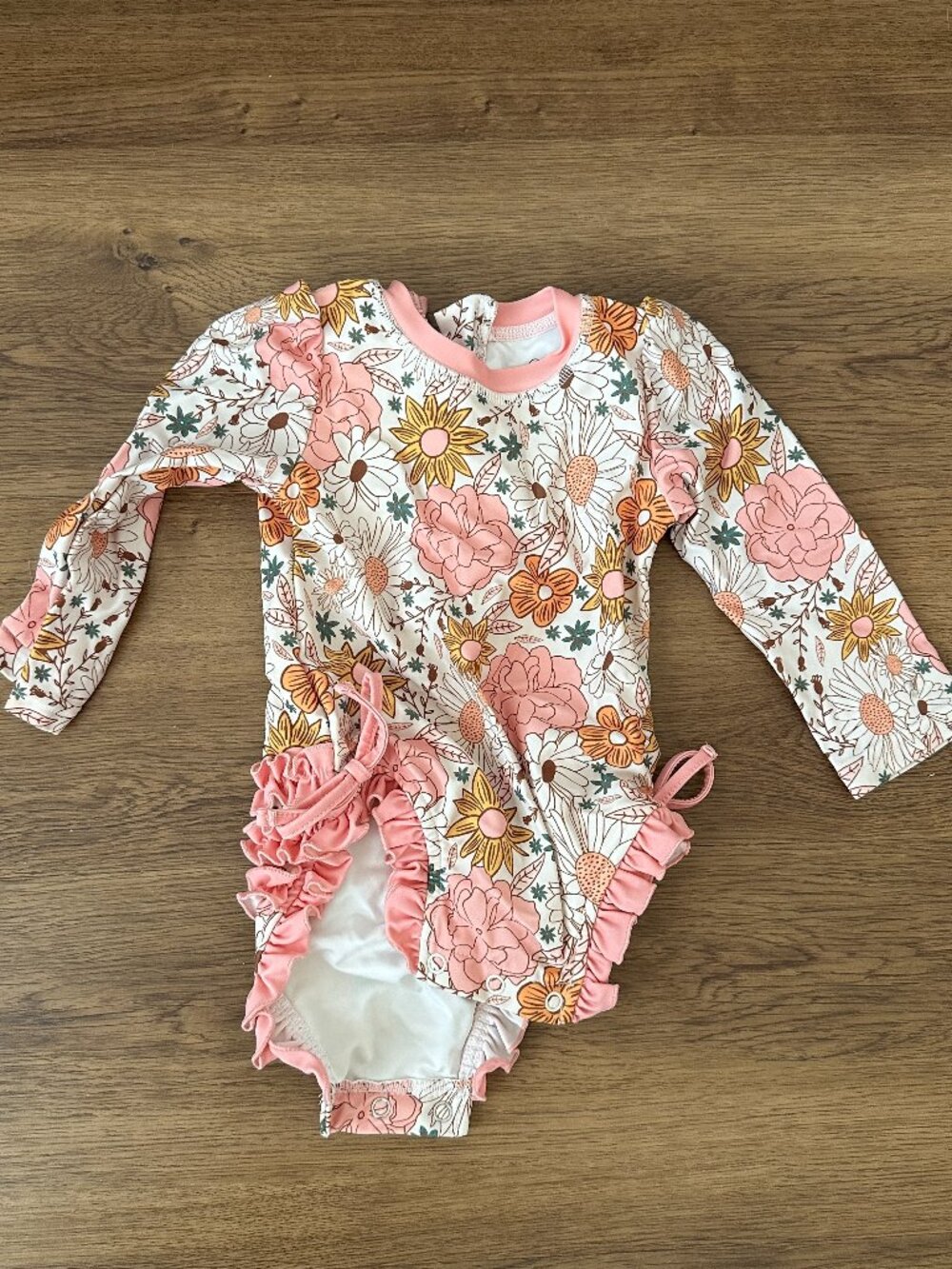 Caden Lane Boho Print Long Sleeve Rash Guard With Ruffle Bottom 12-18M